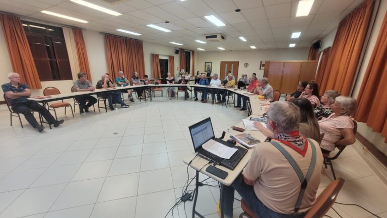 Assembleia da Associação Povos Unidos reúne associados para decisões e alinhamentos