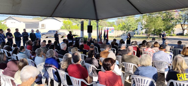 Voluntários são homenageados em encontro marcado por emoção e reconhecimento