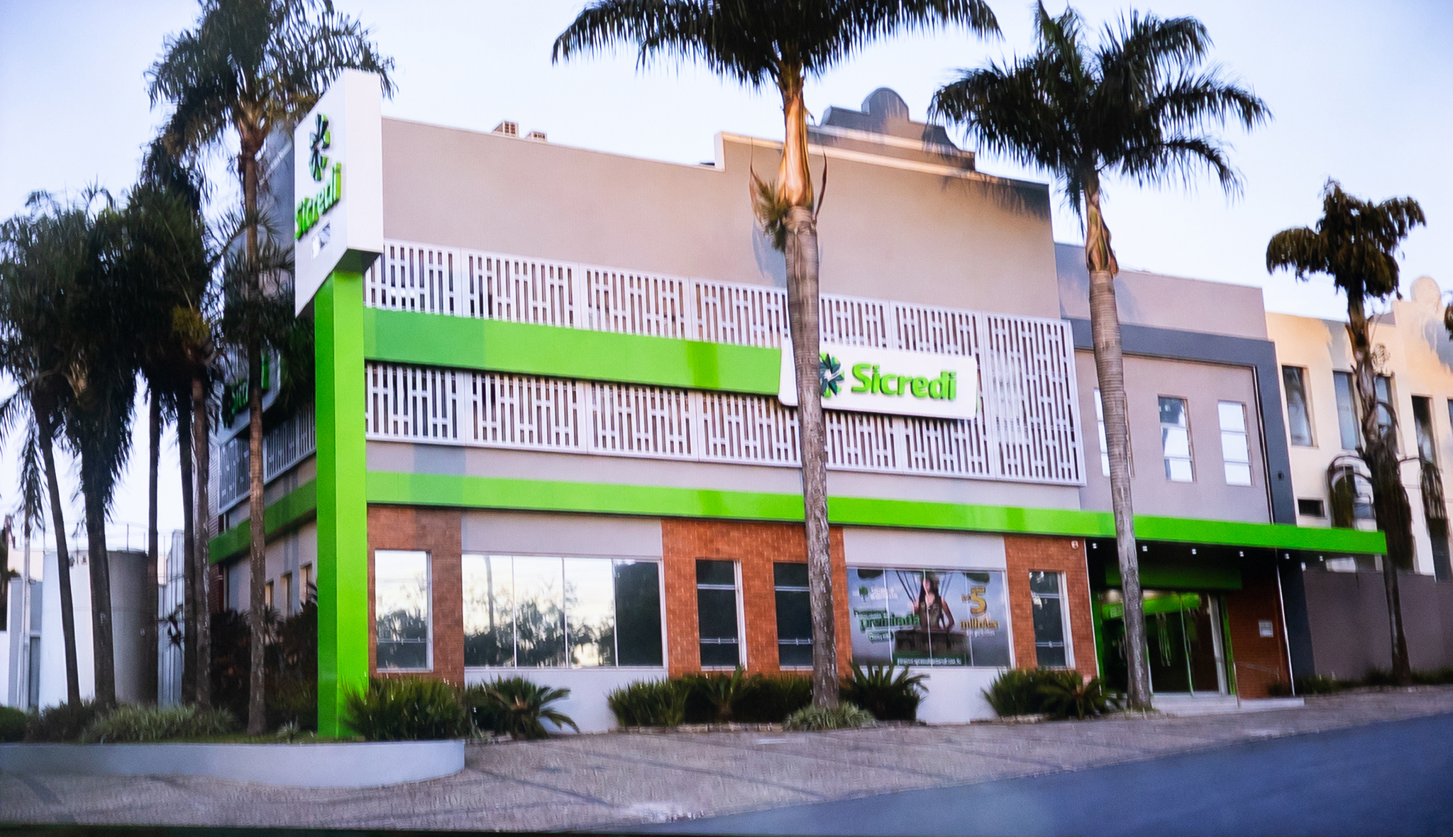 Sicredi reforça compromisso com o desenvolvimento da comunidade de Holambra