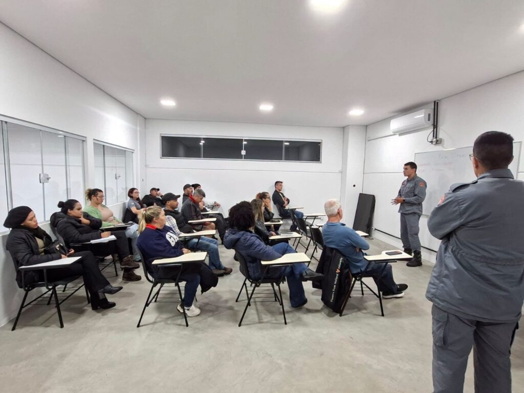 Formação prepara novos brigadistas para atuação voluntária